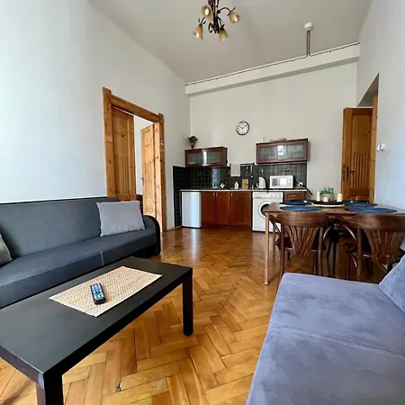 Old Town Apartment